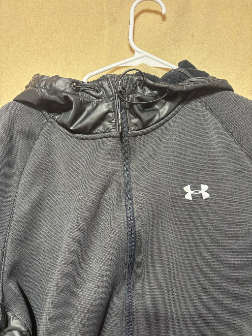 ♻️ Under Armour ColdGear Full Zip Hooded Jacket XL | Black Performance Fleece - Picture 5 of 10